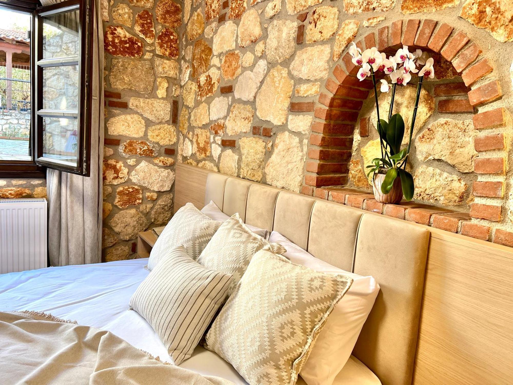 Boutique Stone House Guest House Псахудиа Екстериор снимка