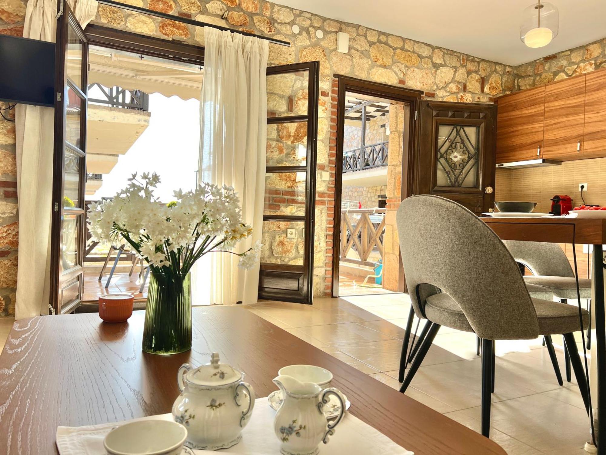 Boutique Stone House Guest House Псахудиа Екстериор снимка